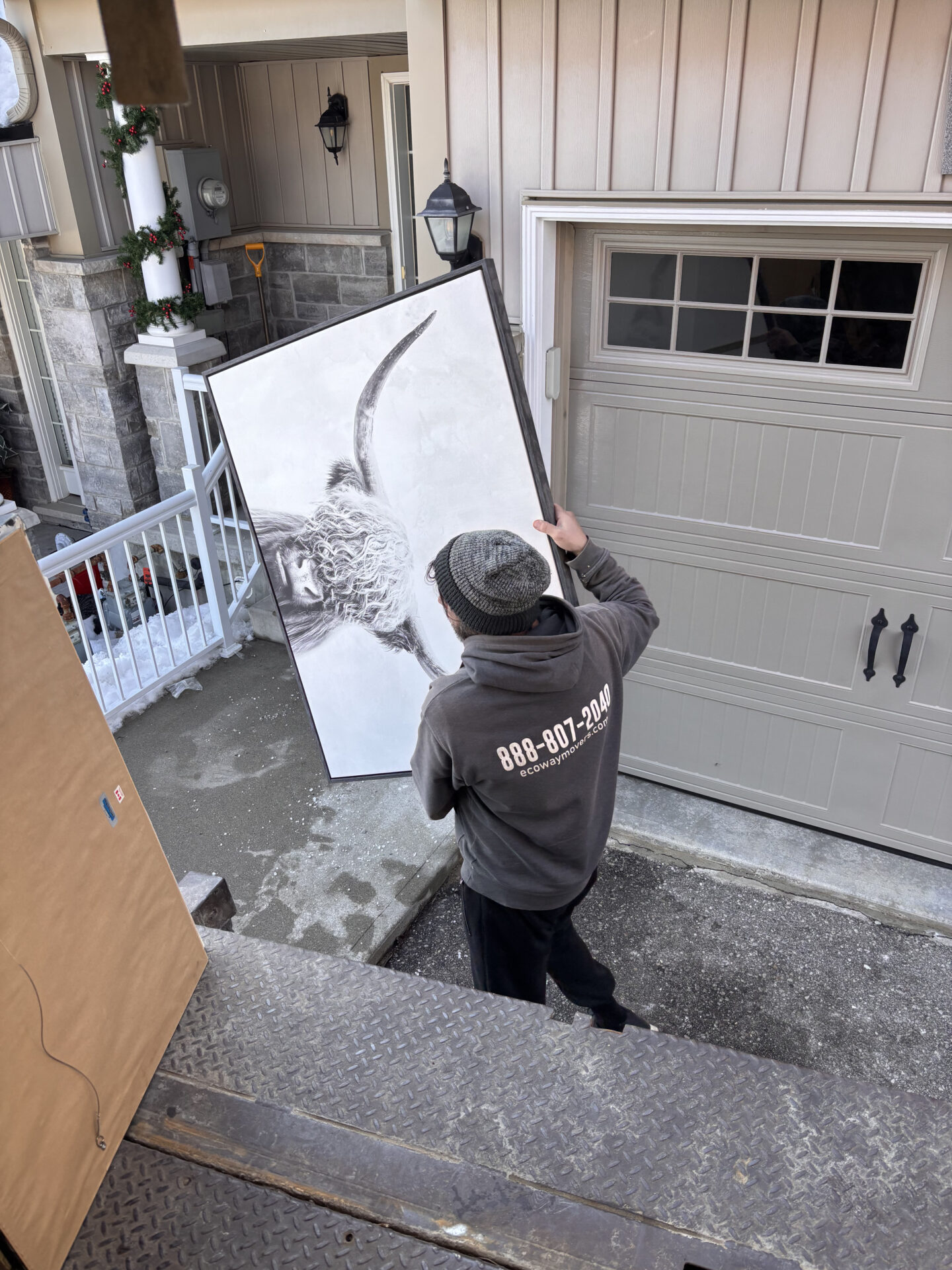 Ecoway Movers Edmonton AB photo