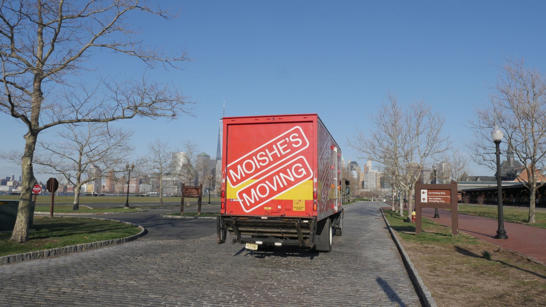 Moishe's Moving NYC photo